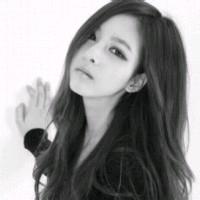 非主流中分美女头像 墨烟三色倾人城