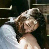 女生侧脸唯美旳头像