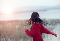 ​简约四个字情侣网名