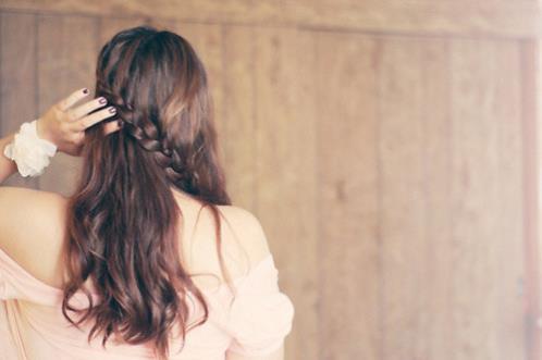 描写茶花的句子20字