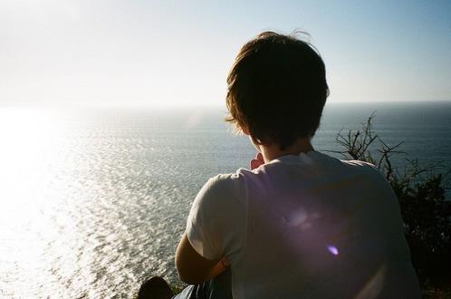 描写春天的阳光的成语