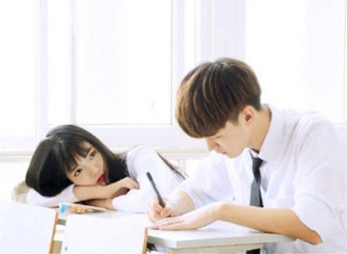 朋友圈晚安励志语女人