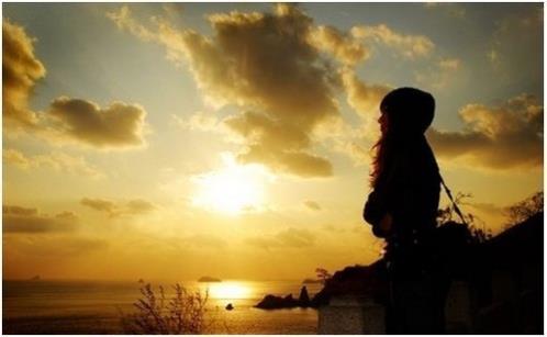 晚上一个人寂寞的句子