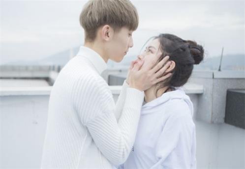 20个字的简短唯美句子