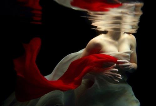 天官赐福中描写孤独的句子