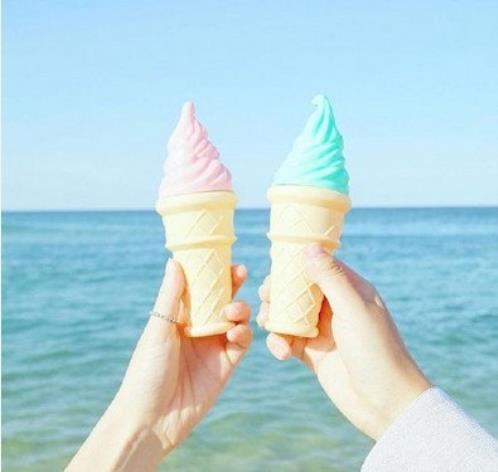 有关同学友谊的句子