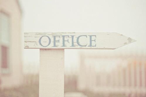 适合刚分手发的说说