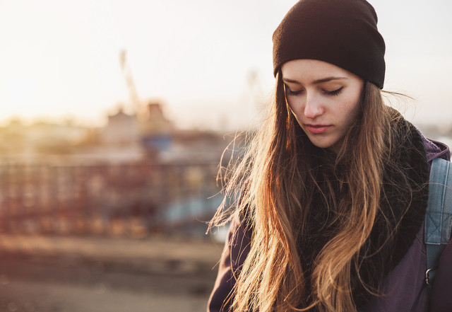 离开这个城市心情短语 形容离别不舍的一句话