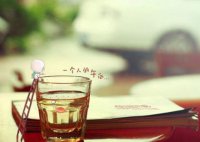 ​描写落叶纷飞的景象的句子 描写心情似落叶的句子