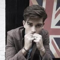 ​秋天的句子短句唯美（关于香水和心情的语录）