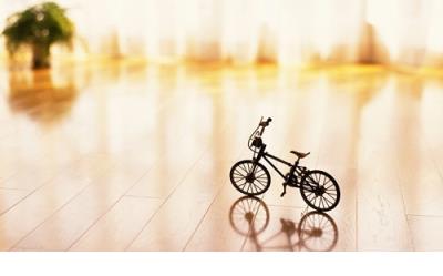 忐忑不安表现人物心情的词语