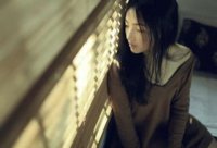 ​朋友圈发自己照片的文案 发背影照的心情说说 朋友圈说说霸气