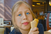 ​小孩小名大全洋气点的女孩 宝宝免费起名响亮一点的名字