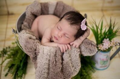 汤姓女孩取名高贵典雅