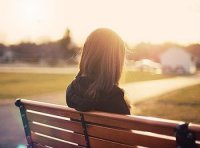 ​表示对闺蜜寒心的句子（被闺蜜出卖的心情说说）