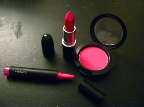 爱情句子表达心情长久（爱情的句子唯美短句）