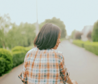 ​新潮的网名女生_活在裆下ゞ