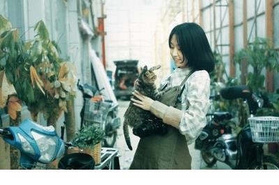 描写女人内心强大的句子