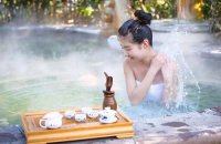 ​泡温泉想发个朋友圈怎么说好 泡温泉放松心情的说说