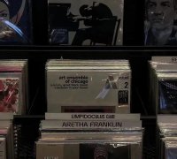 ​心里憋屈想哭的句子短句（心情压抑难受的文案「有时候看着自己的故事，我都替