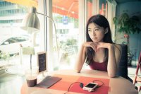 ​邱由颖的心情qq说说（21句给自己的说说心情短语）