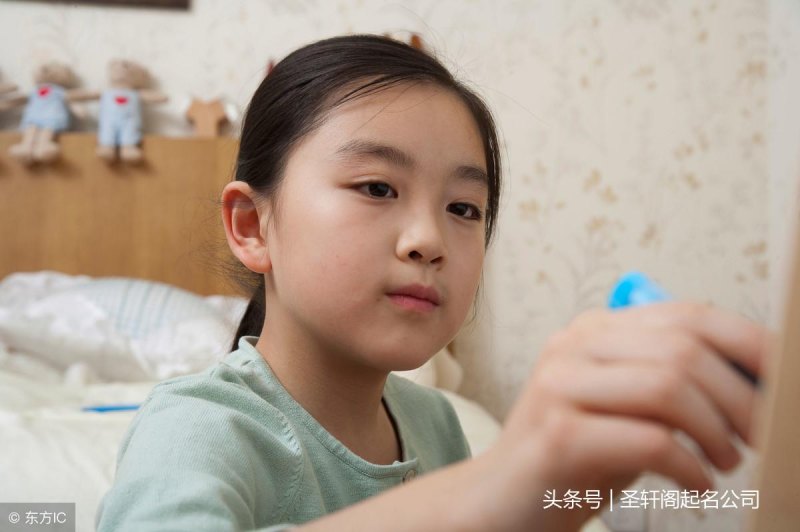 2023双胞胎女孩起名推荐，好听诗意大方洋气的名字-第2张图片-