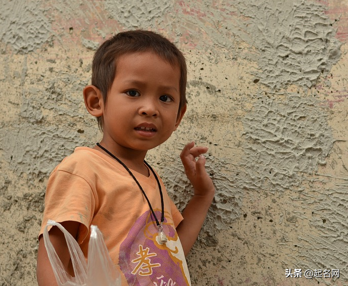 2022大气时尚有涵养的名字解析，优雅好听洋气的女孩名字-第3张图片-