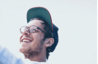 ​温暖网名男生--酒尽人未醉。|泪尽心