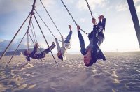 ​女生分手后心碎的伤感微信名字(优选94个)