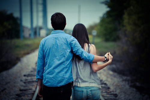 qq说说心情伤感短语79句