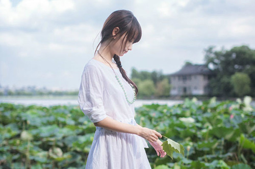 表达心情很压抑的诗句形容心情烦躁的诗句有哪些