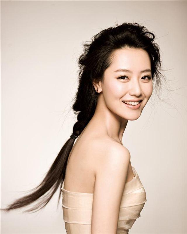 秦海璐背景资料（她们的名字今晚开播）(13)