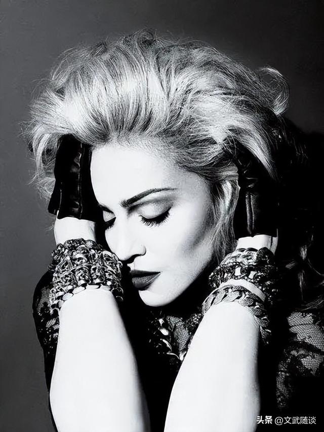 盘点非常好听的背景音乐（那些你听着耳熟却不知道名字的背景音乐）(11)