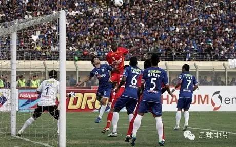 世界球队名字大全（来看看世界各地球队取的队名）(2)