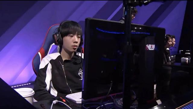 今年lol哪个战队改名了（LPL没改过名字的队伍有5支）(10)