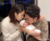 ​王祖蓝晒二胎女儿的名字（萌态十足惹人羡）