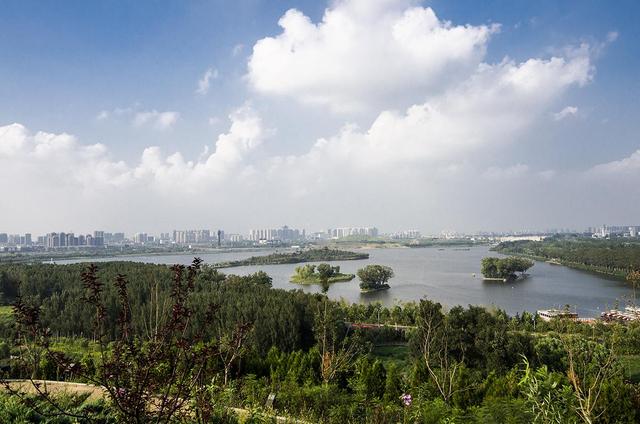 谭咏麟谭校长名字怎么来的（谭咏麟为何叫谭校长）(6)