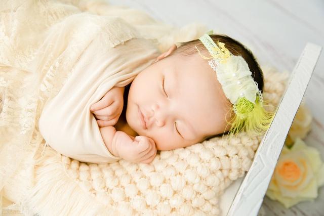 最受欢迎的宝宝名字（现当代流行的宝宝名字）(2)