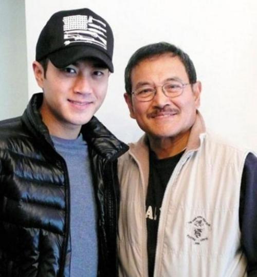 刘恺威的爸爸叫什么名字