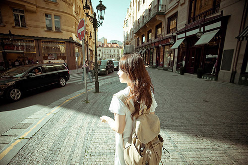 下雨感慨说说心情短句(50句)