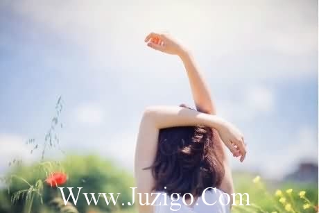 表达淡淡忧伤的唯美句子(心情淡淡忧伤的朋友圈短语)