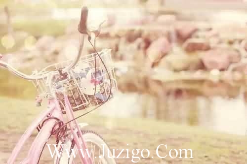 去酒吧的说说心情短语在酒吧玩发表心情短语(精选31句)