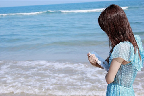 一句简单的心情说说 适合各种情绪的说说短句子(19句)