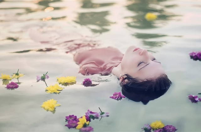 温柔女网名英语