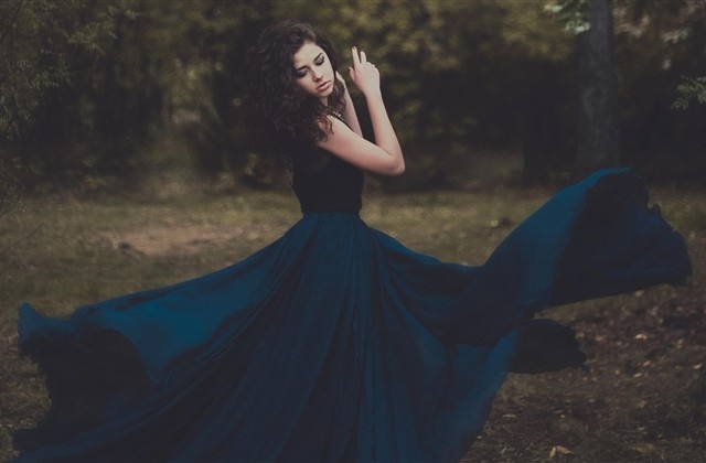 好听的yy两字名字：浅忆ˊ