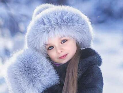 å¨å§å¥³å­©åå­æé«å