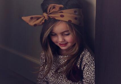 è´ºå§å¥³å­©ååæåæ¶µ2018å±ç