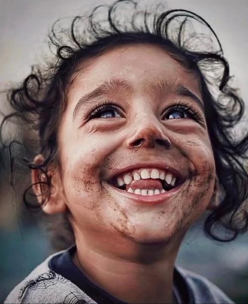 笑着面对生活的图片 笑着面对生活的图片带字