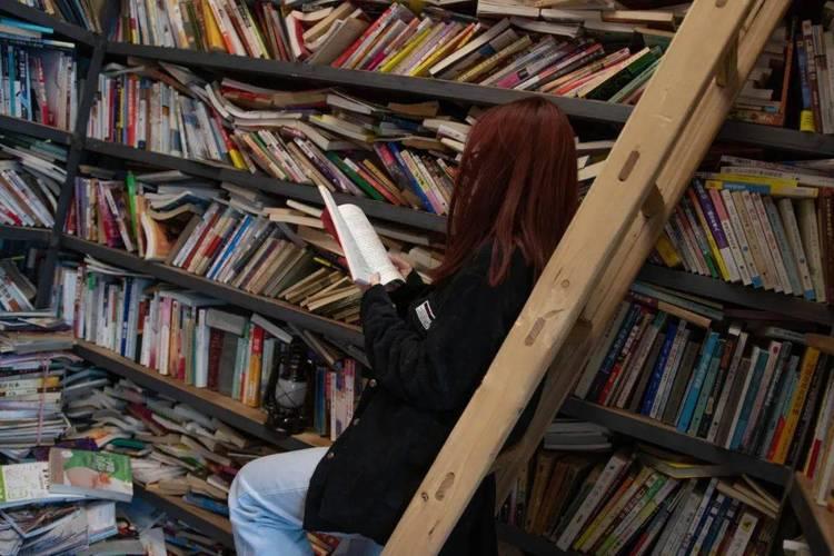 现实生活中图片大全 现实生活图片大全带字图