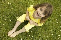 ​周易起名_适合农历七月的女孩名字